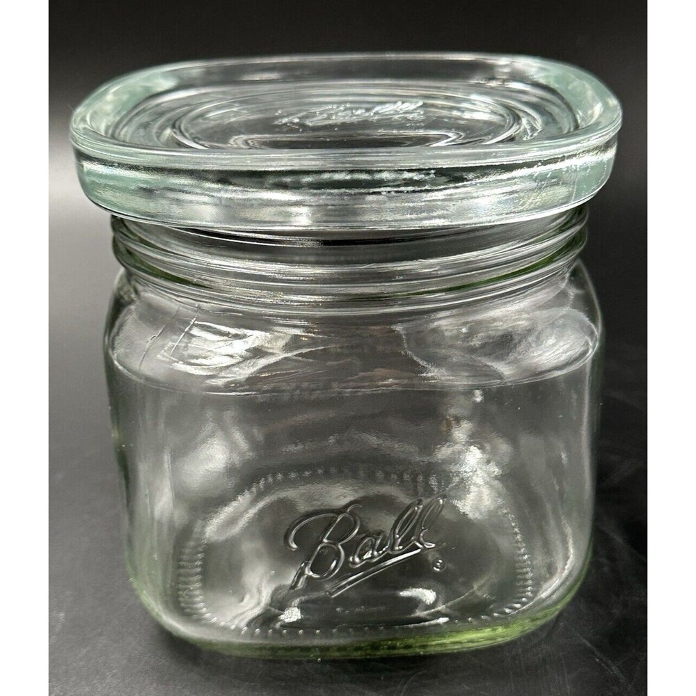 Ball 4 Cup Clear Glass Jar with Tight Sealed Square Lid Not for Preserving